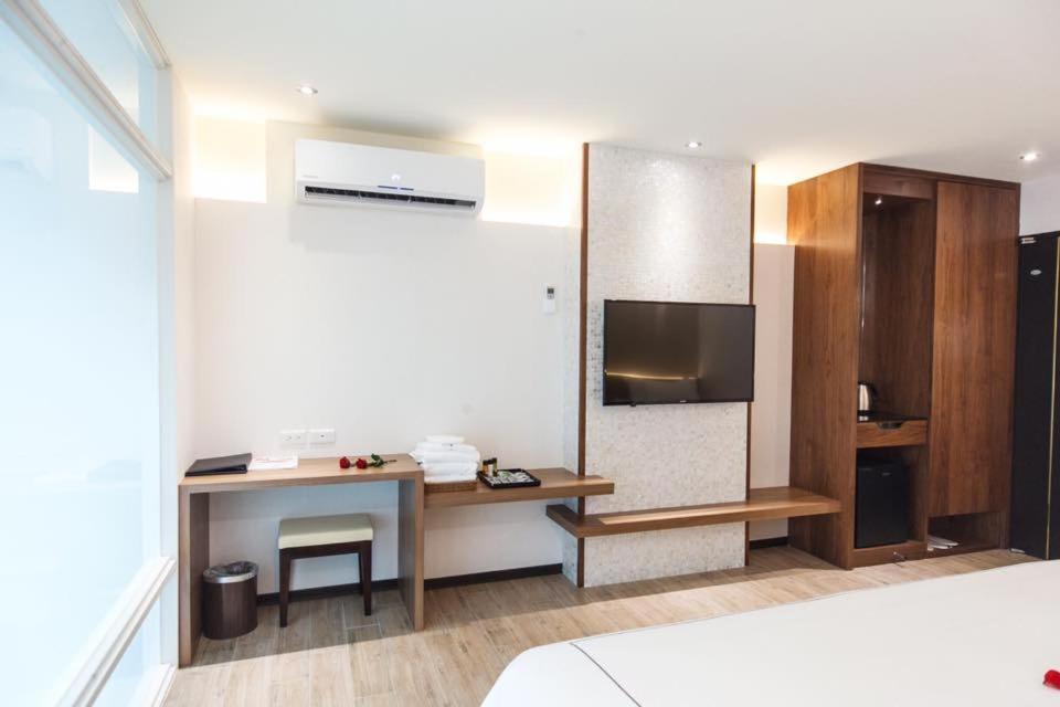 Da Pu Hotspring Hotel Wanli Zewnętrze zdjęcie